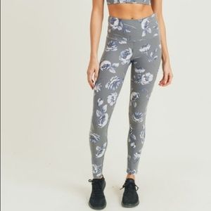 Mono B Floral leggings